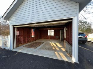 145 Main St, Gladstone, NJ 07934