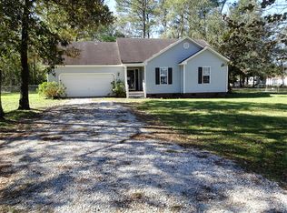 2297 Catherine Lake Rd, Richlands, NC 28574