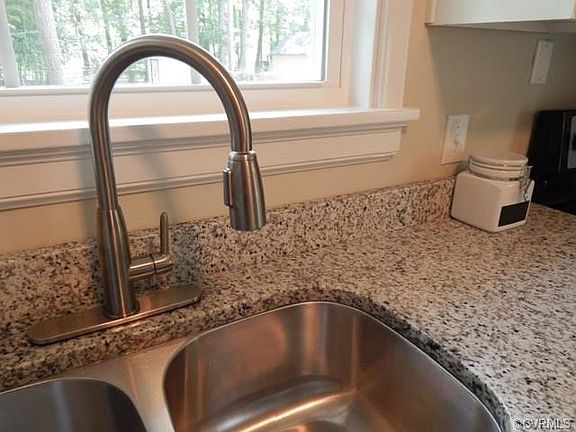 2nd image of 8207 Galway Ln