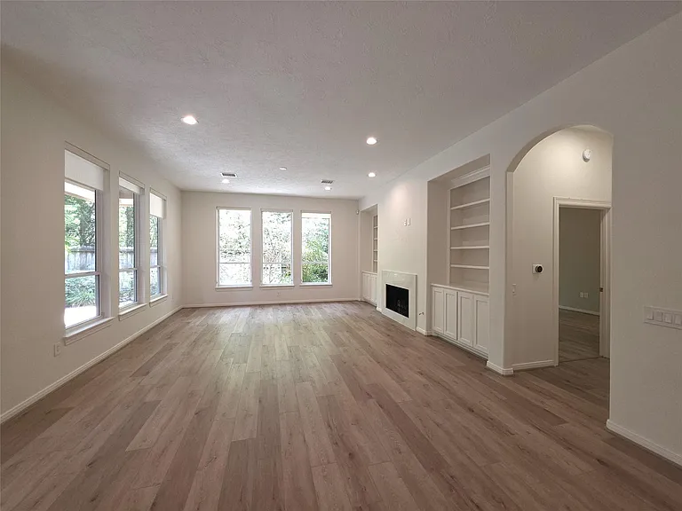 6 Cheshire Glen Ct — Photo 9