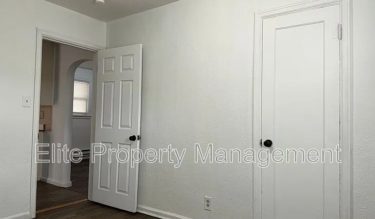 200 W Arroyo Ave #B — Photo 9