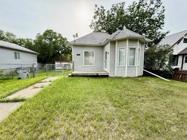 5208 E 47th St, Provost, AB T0B 3S0