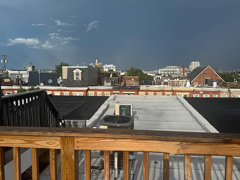 1518 Covington St — Photo 21