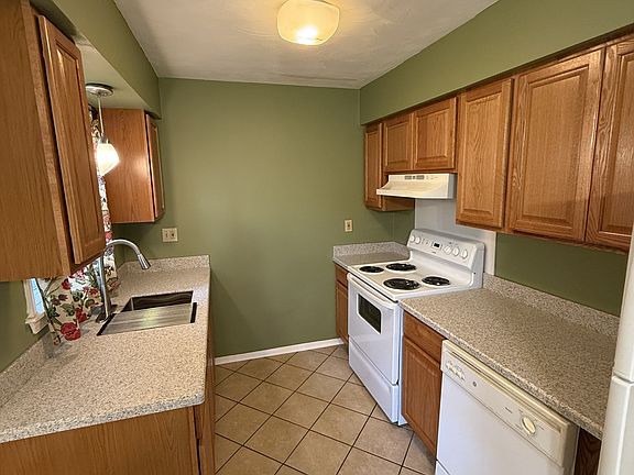 5th image of 2637 Mansfield Dr
