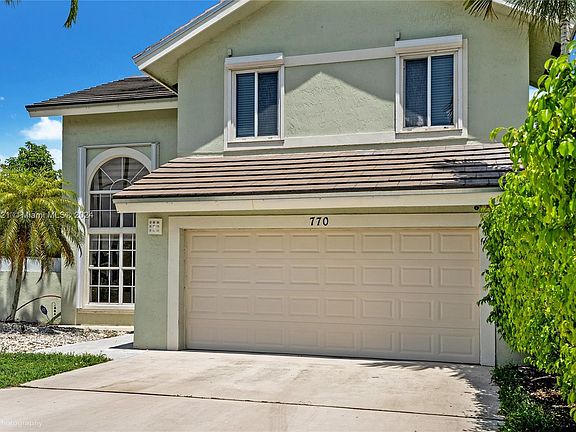 2nd image of 770 NW 207th Ter