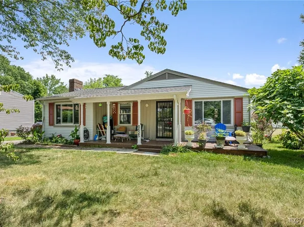 6425 Brookshire Dr, North Chesterfield, VA 23234