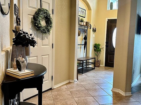 4th image of 1419 Kingbird Ct