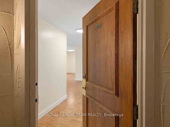 2nd image of 40 Arthur St #901
