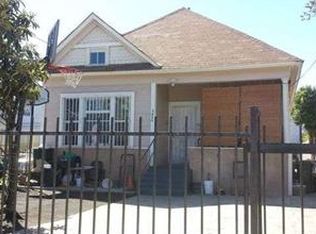 1431 Menlo Ave, Los Angeles, CA 90006