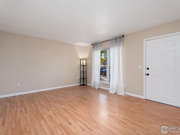 5th image of 4400 Warbler Dr