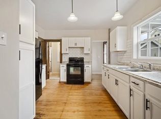 72 Larkspur St, Springfield, MA 01108