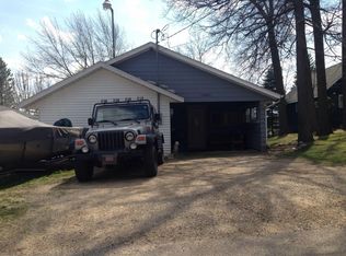 15843 Oak St, Decatur, MI 49045