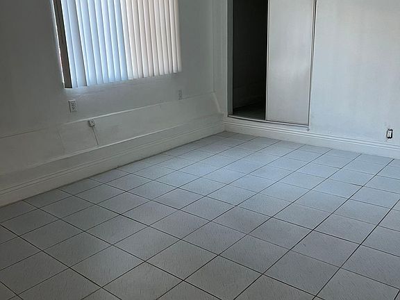 2nd image of 64 Ottawa Ave