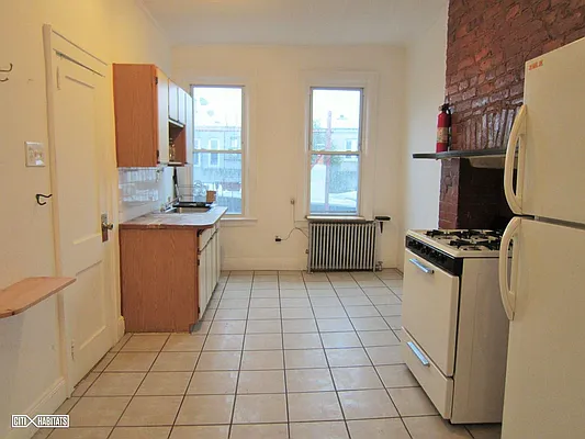 Rented by Citi Habitats | media 10