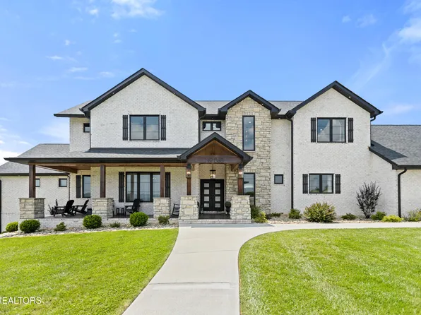 888 Smokey Quartz Blvd, New Tazewell, TN 37825
