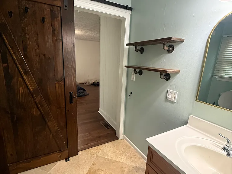 109 Buist Ave — Photo 9