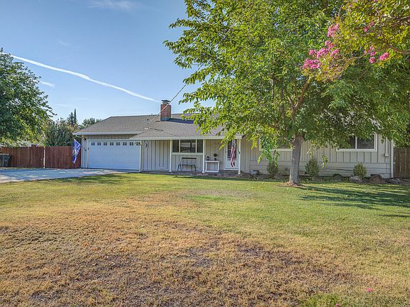 2nd image of 21963 Vista Oaks Dr