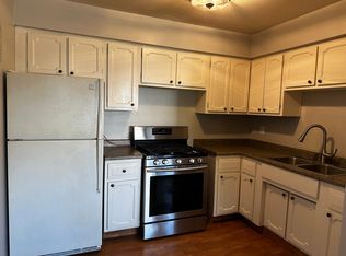 500 W 28th St APT 4, Minneapolis, MN 55408