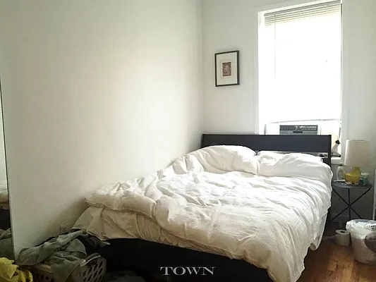 Rented by Town Residential | media 37