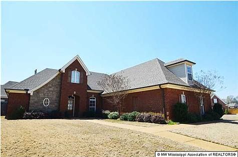 1st image of 2851 Poplar Woods Dr