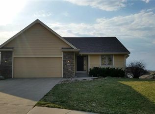 2312 SE Clover Ridge Ct, Ankeny, IA 50021