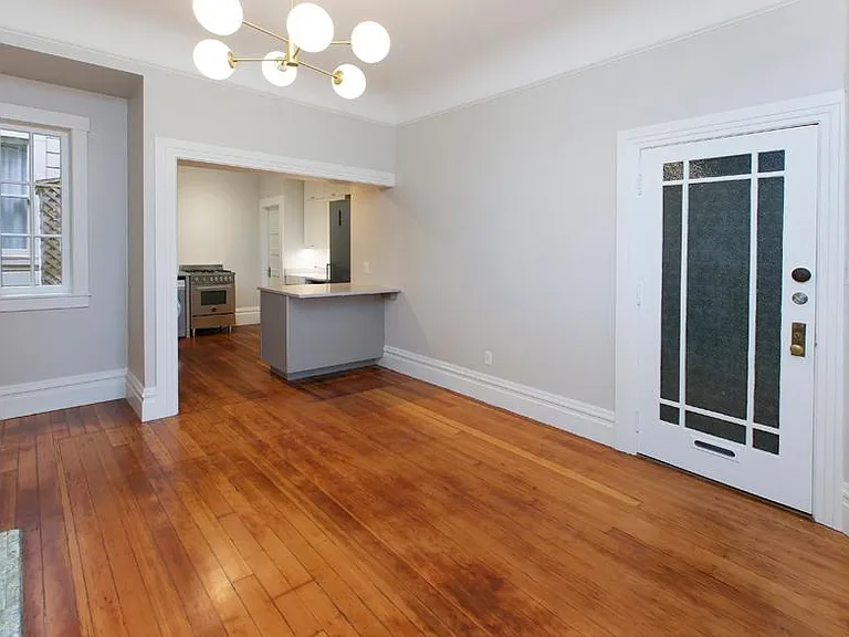 521 Utah St — Photo 14