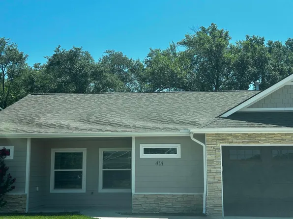 320 N Warren Ave #401, Rose Hill, KS 67133