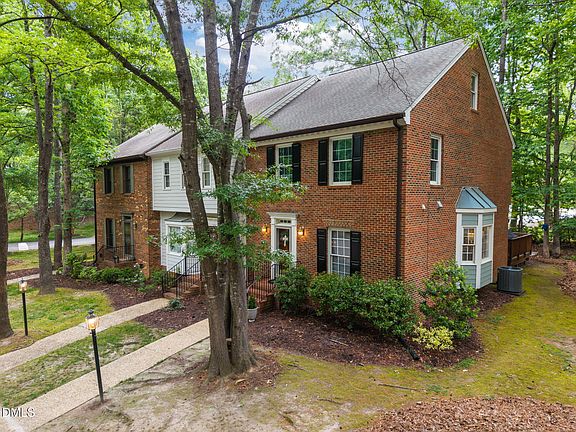 2nd image of 562 Weathergreen Dr