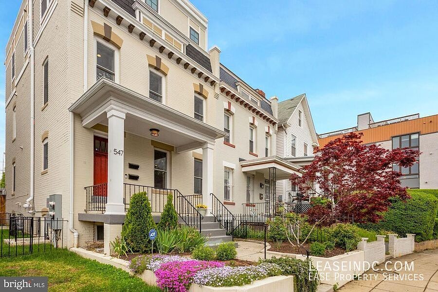 1st image of 547 Park Rd NW #Penthouse