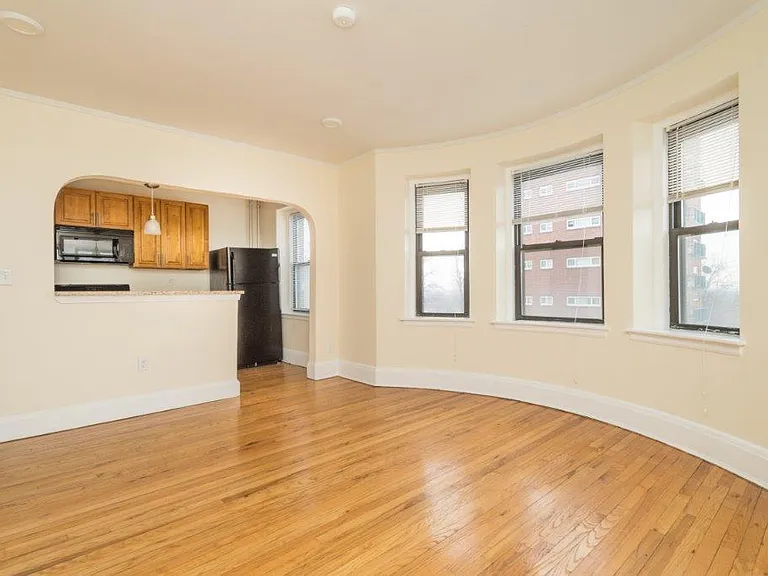 123 Highland Ave #31 — Photo 1