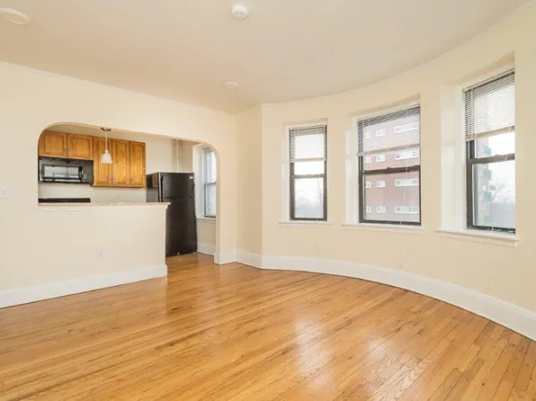 123 Highland Ave APT 31, Somerville, MA 02143