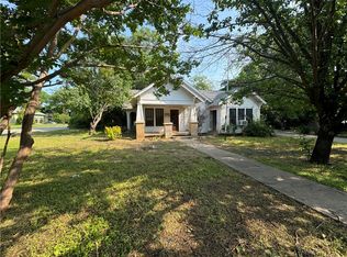114 S Avenue J, Meridian, TX 76634