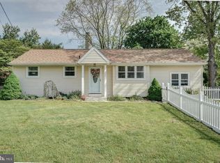 505 Lake Ave, Williamstown, NJ 08094