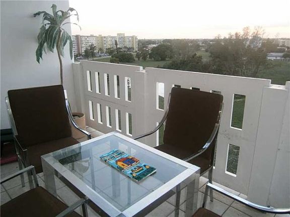 4th image of 4001 Hillcrest Dr APT 910
