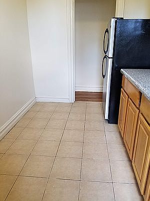 4th image of 294 Webster Ave #3C