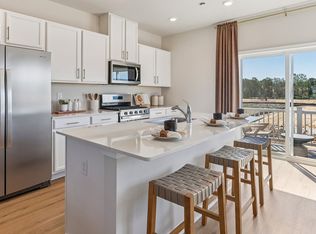 157 Sandy Ridge Rd, Sicklerville, NJ 08081