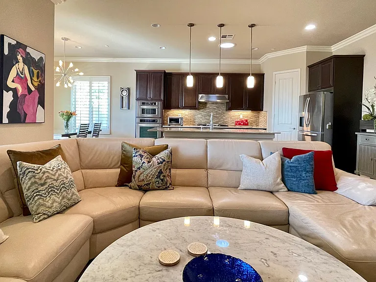 Family/entertainment and kitchen great room!