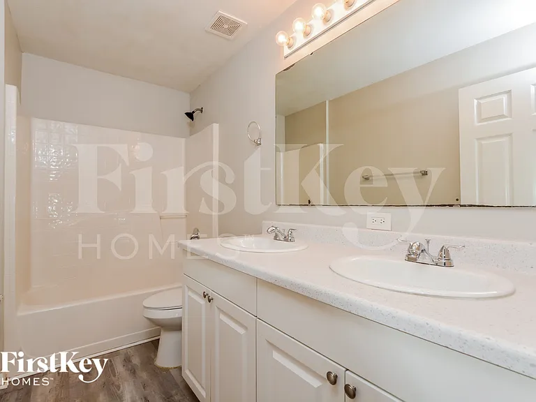 1026 Lake Doe Blvd — Photo 14