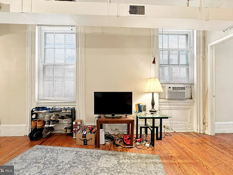 1807 Spruce St #2R — Photo 7