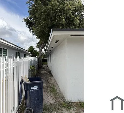 2931 NW 55th St — Photo 17