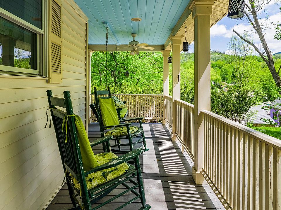 3996 VT Route 30, Jamaica, VT 05343 Zillow