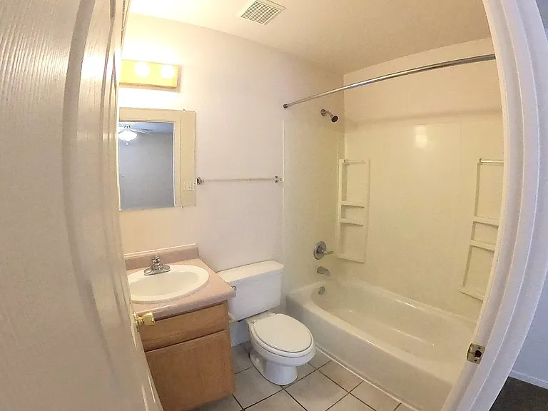 2225 Bex St — Photo 11