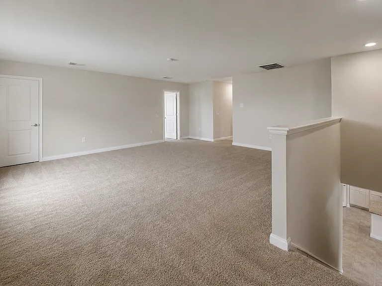 3916 N Maryland Ave — Photo 15