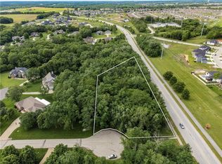 802 SE Willow Ridge Dr, Blue Springs, MO 64014