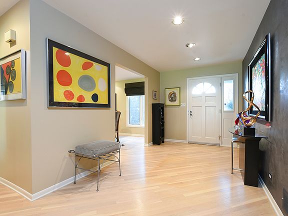 2nd image of 1430 Juli Lyn Ln