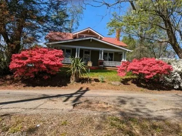 168 Charles St, Elkin, NC 28621