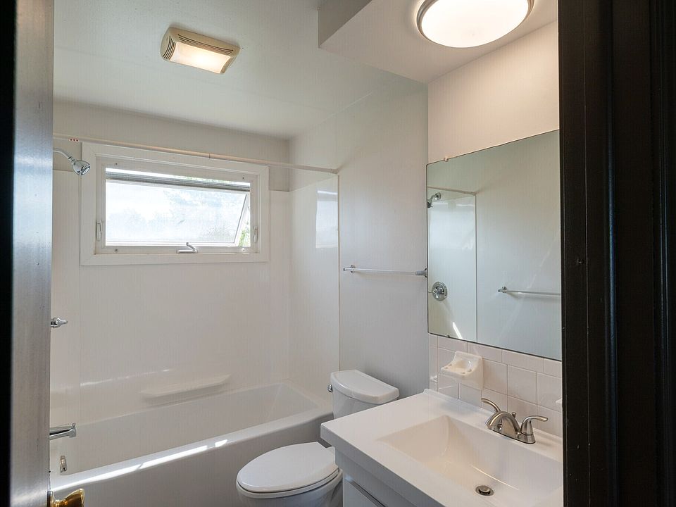 1st image of 3980 Bailey Ave APT B