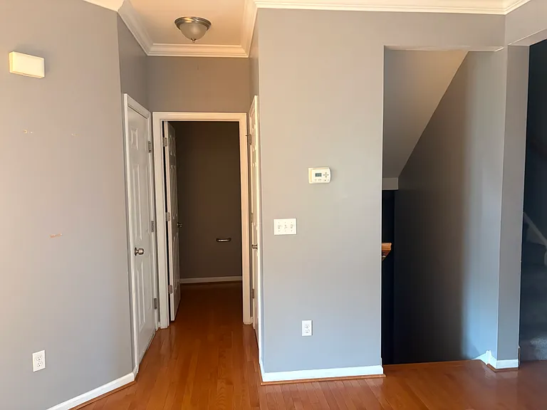 114 Oxford Falls Ct — Photo 8