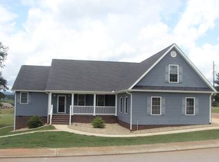 113 Falcons View Ct, Walhalla, SC 29691