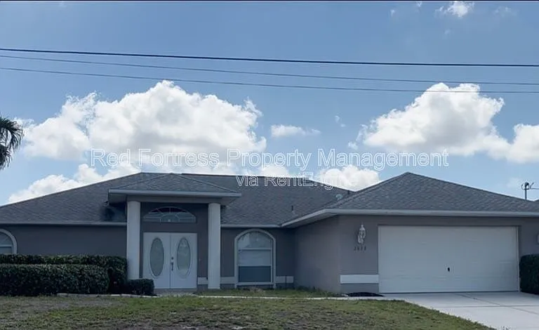 2613 SW 15th Ave — Photo 1